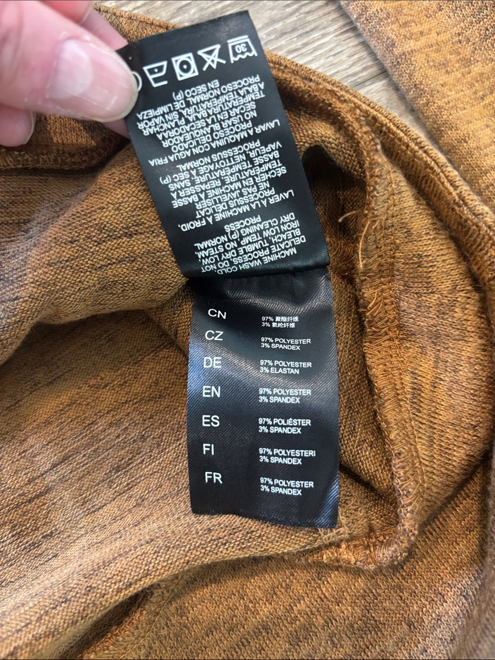 Kuhl Women's Lea Pullover Camel Colored Sweatshirt Women's Size Medium in EUC - Picture 11 of 15